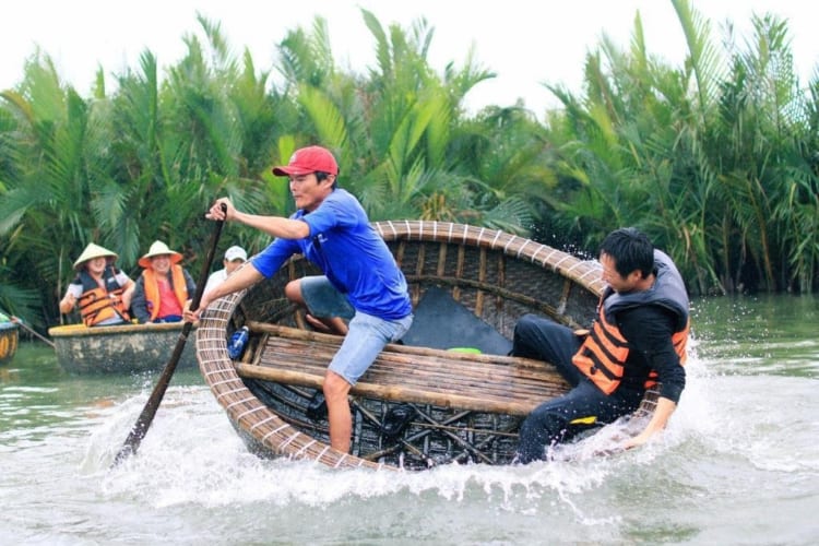 Basket boat dancing is a skillful artistic performance