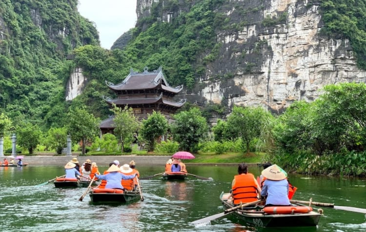 Travel in Trang An