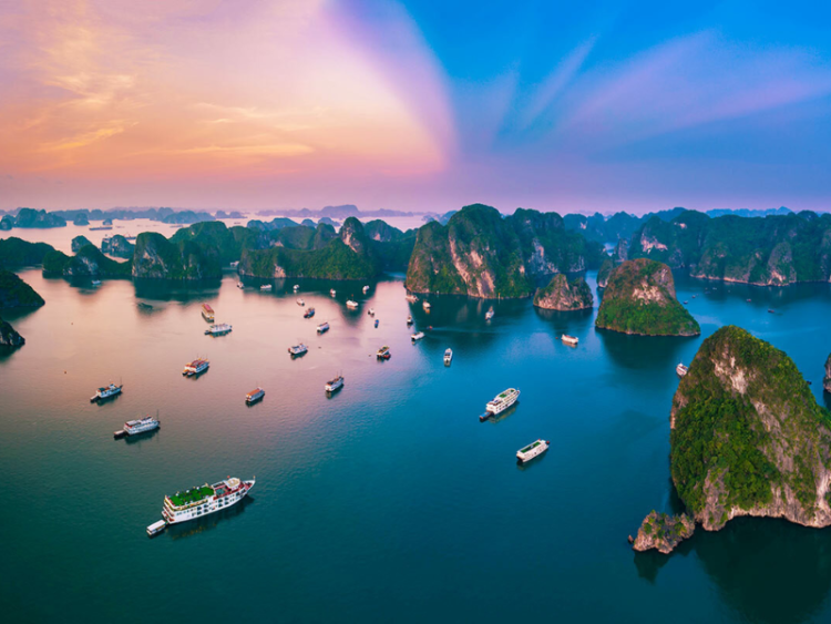 A cruise ship tour of Ha Long Bay will elevate your family vacation!