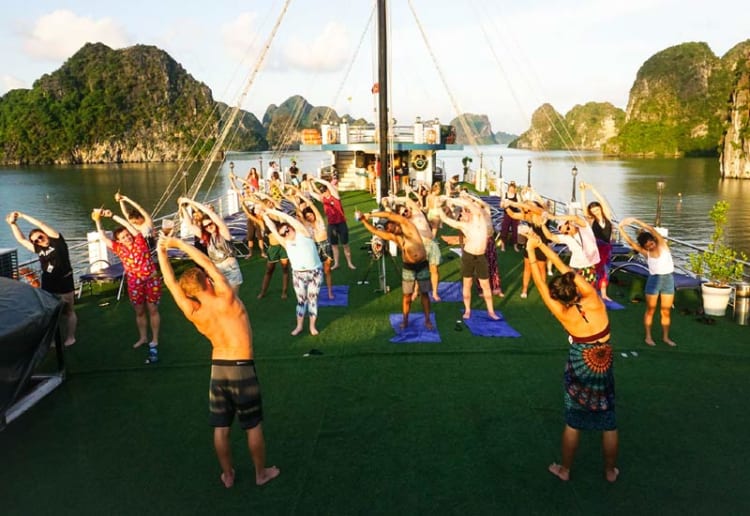 Start your day with tranquility on the Ha Long Bay waters.