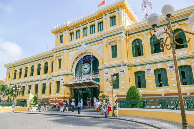 The timeless beauty of the Central Post Office